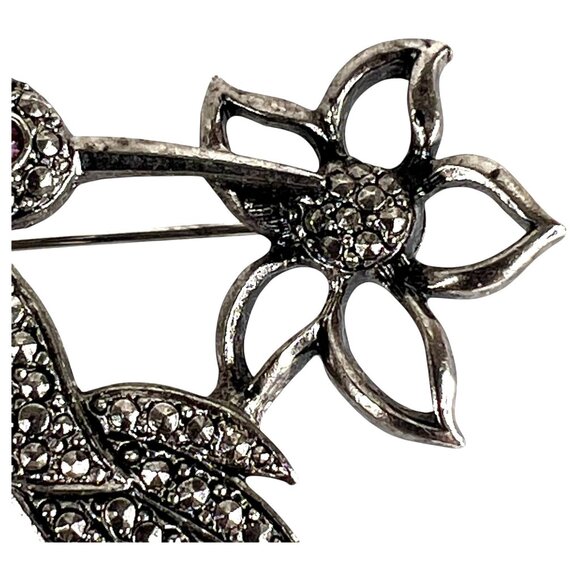 Vintage Avon Silver Tone Hummingbird & Flower Pin Brooch Rhinestone Accents - Picture 2 of 8